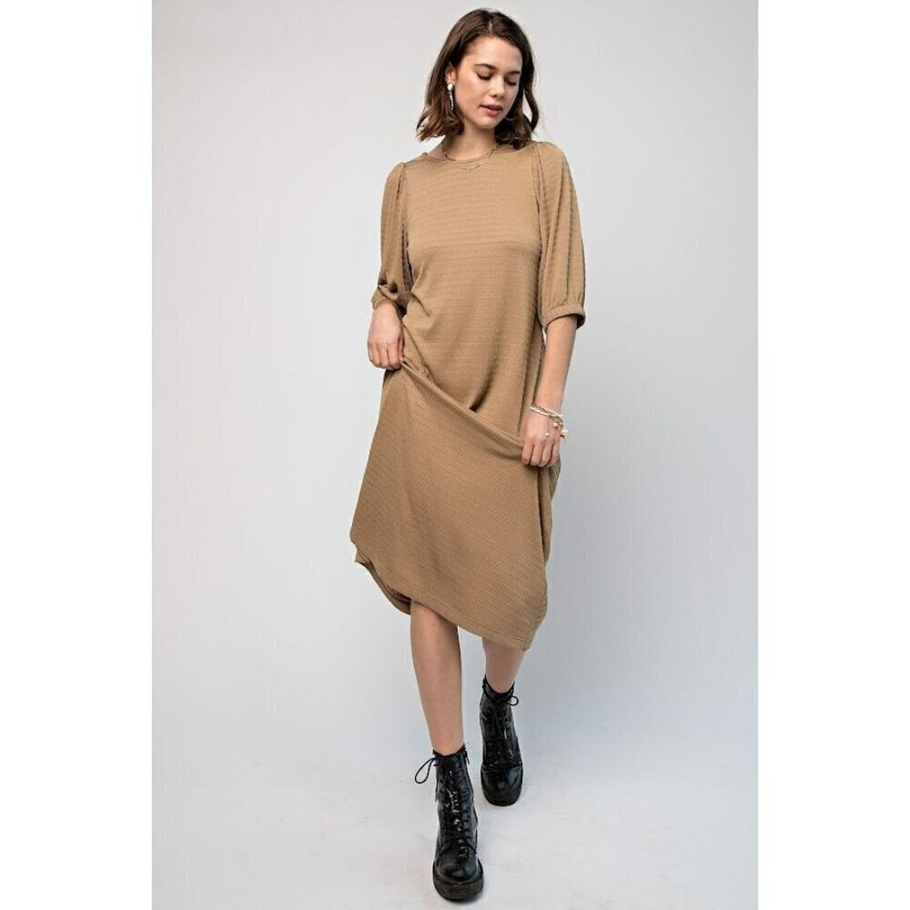 The Chloe Textured Midi Dress in Khaki